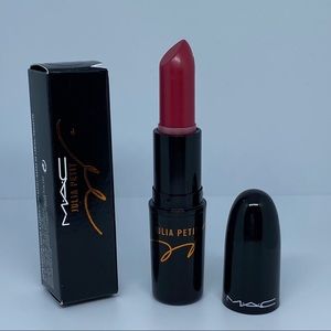 NIB MAC LE Julia Petit Petite Red